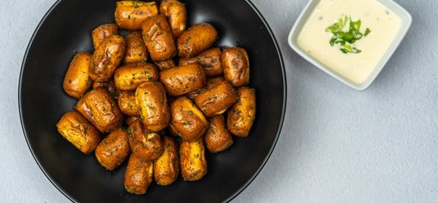 Whole Grain Pretzel Bites with Queso